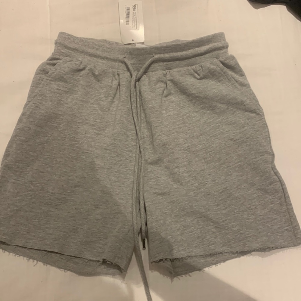 Gray flying point comfy shorts